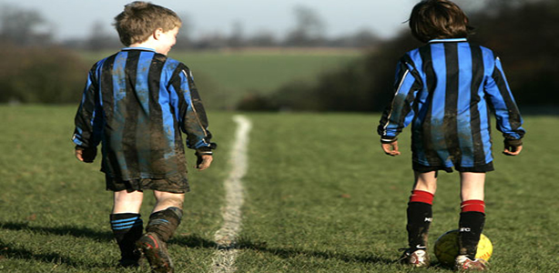 Kids-and-football__1532442a2